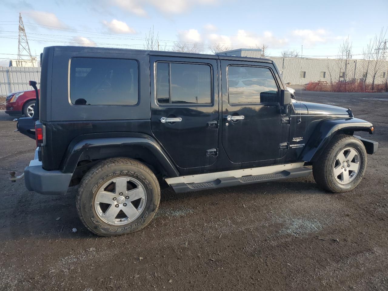 2010 JEEP WRANGLER U - Image 3