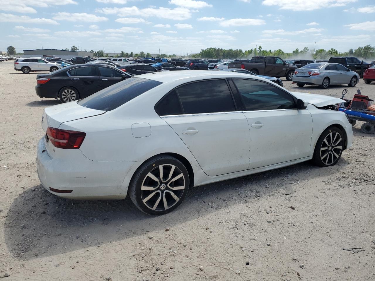 2017 VOLKSWAGEN JETTA S - Фото 3