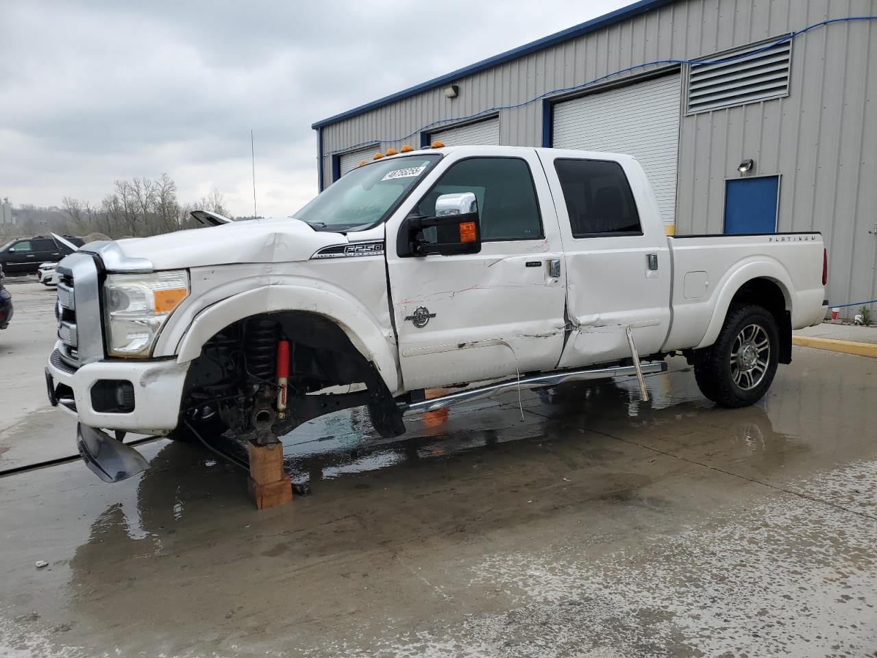 2013 FORD F250 SUPER