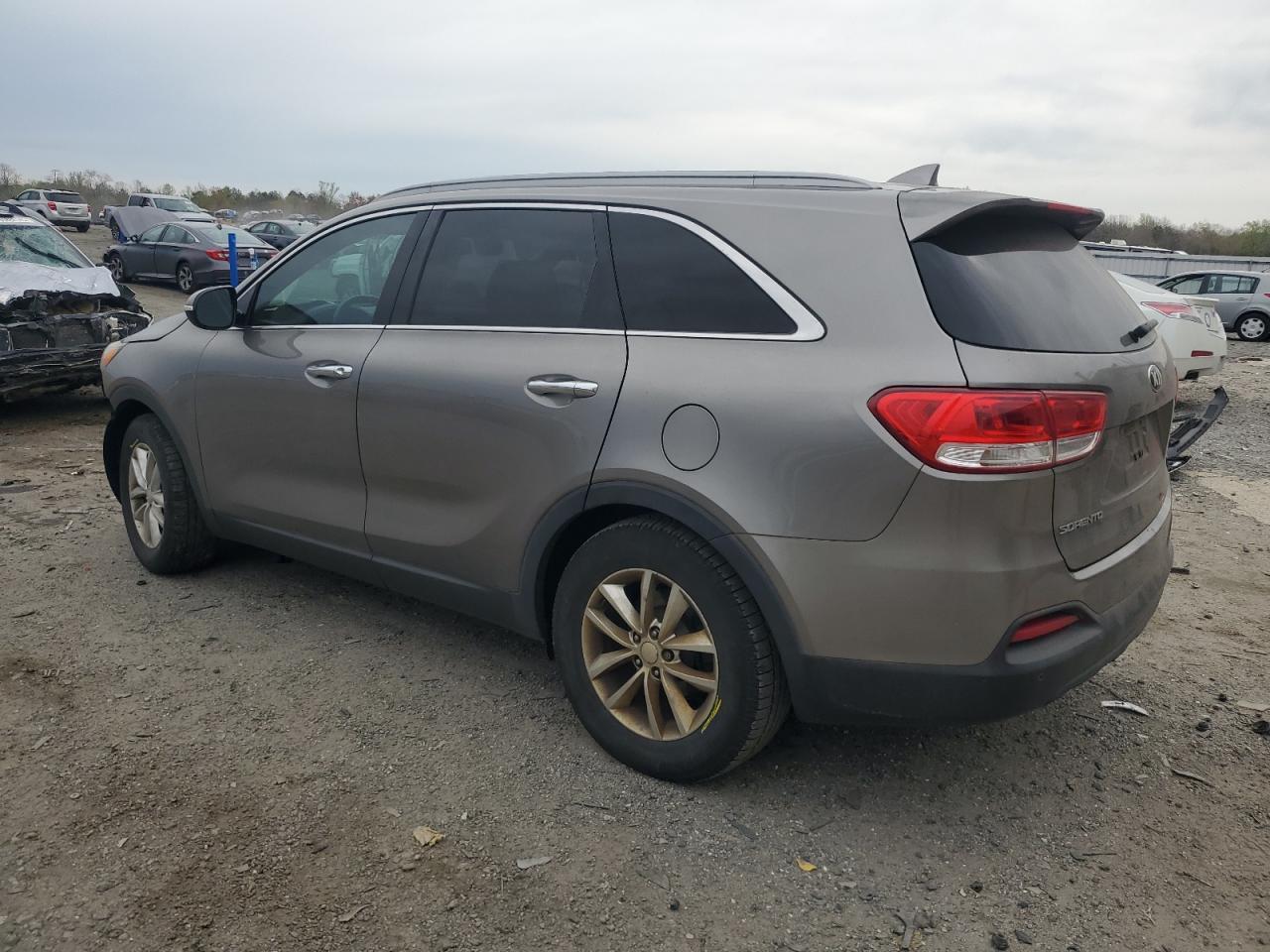 2016 KIA SORENTO LX - Image 2