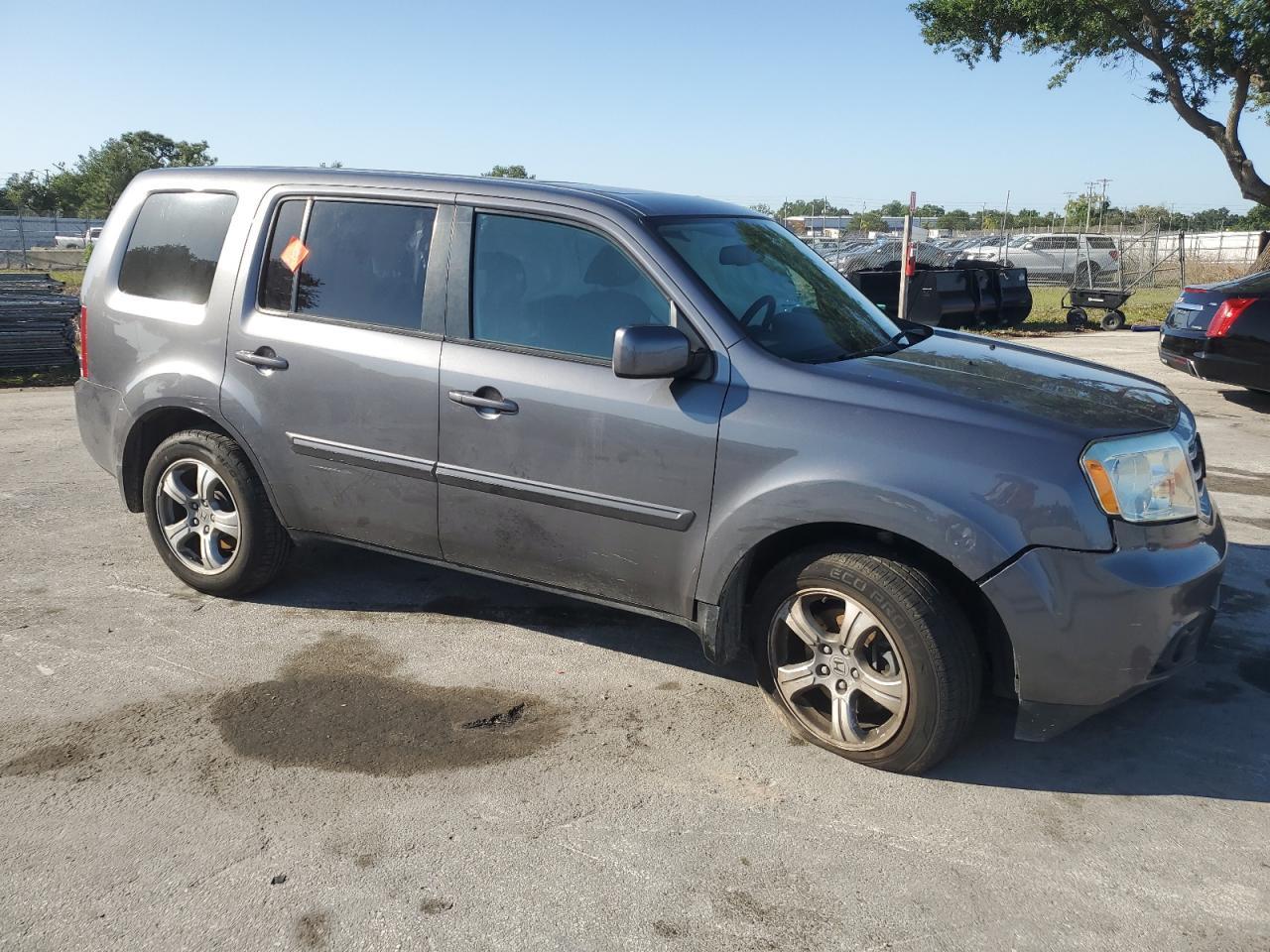 2015 HONDA PILOT EXL - Image 4