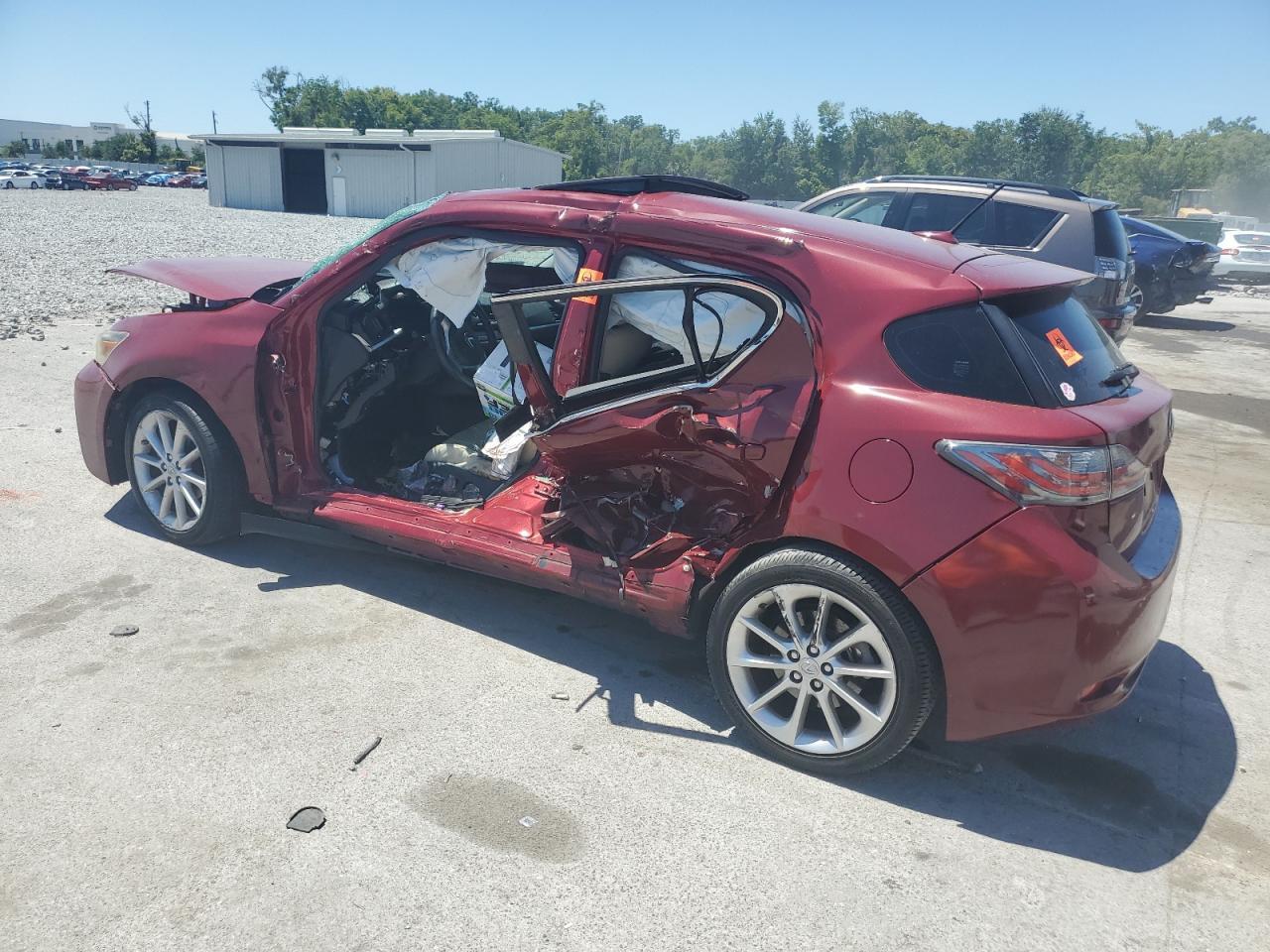 2013 LEXUS CT 200 - Фото 2
