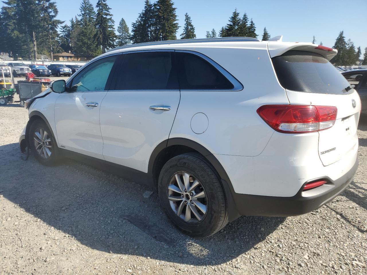 2016 KIA SORENTO LX - Image 2