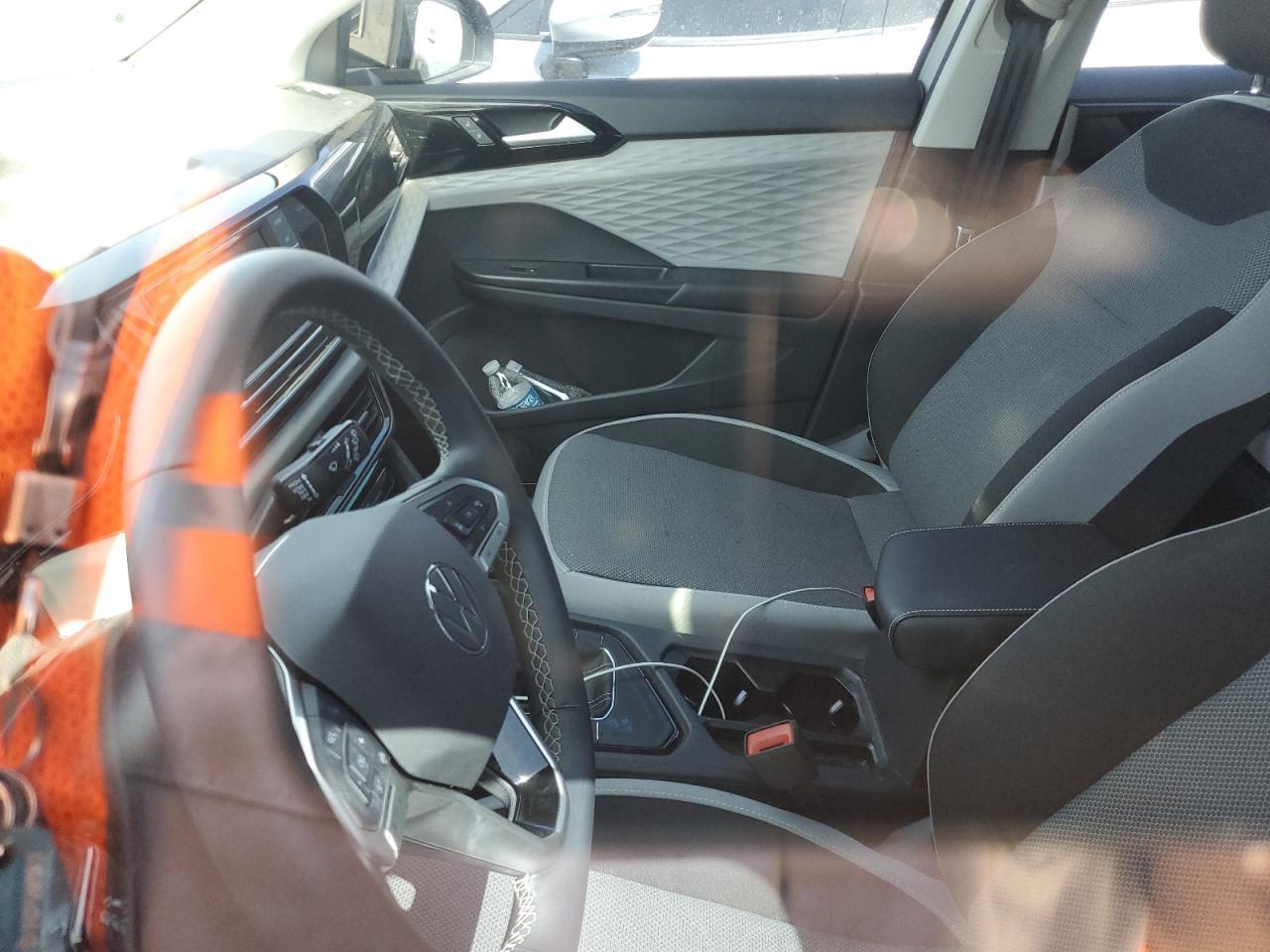 2023 VOLKSWAGEN TAOS S - Фото 7