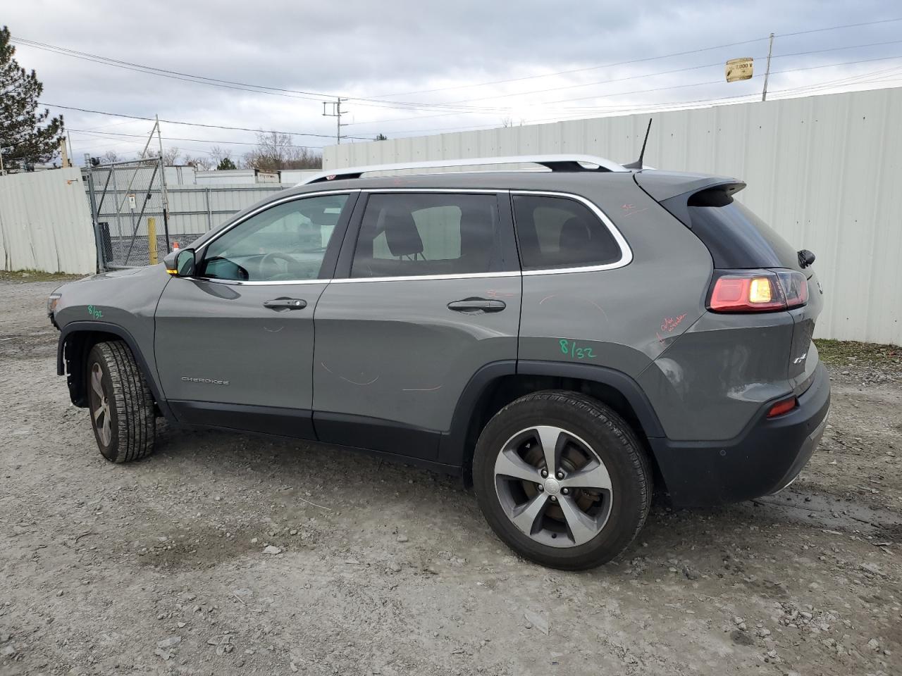 2019 JEEP CHEROKEE L - Image 2