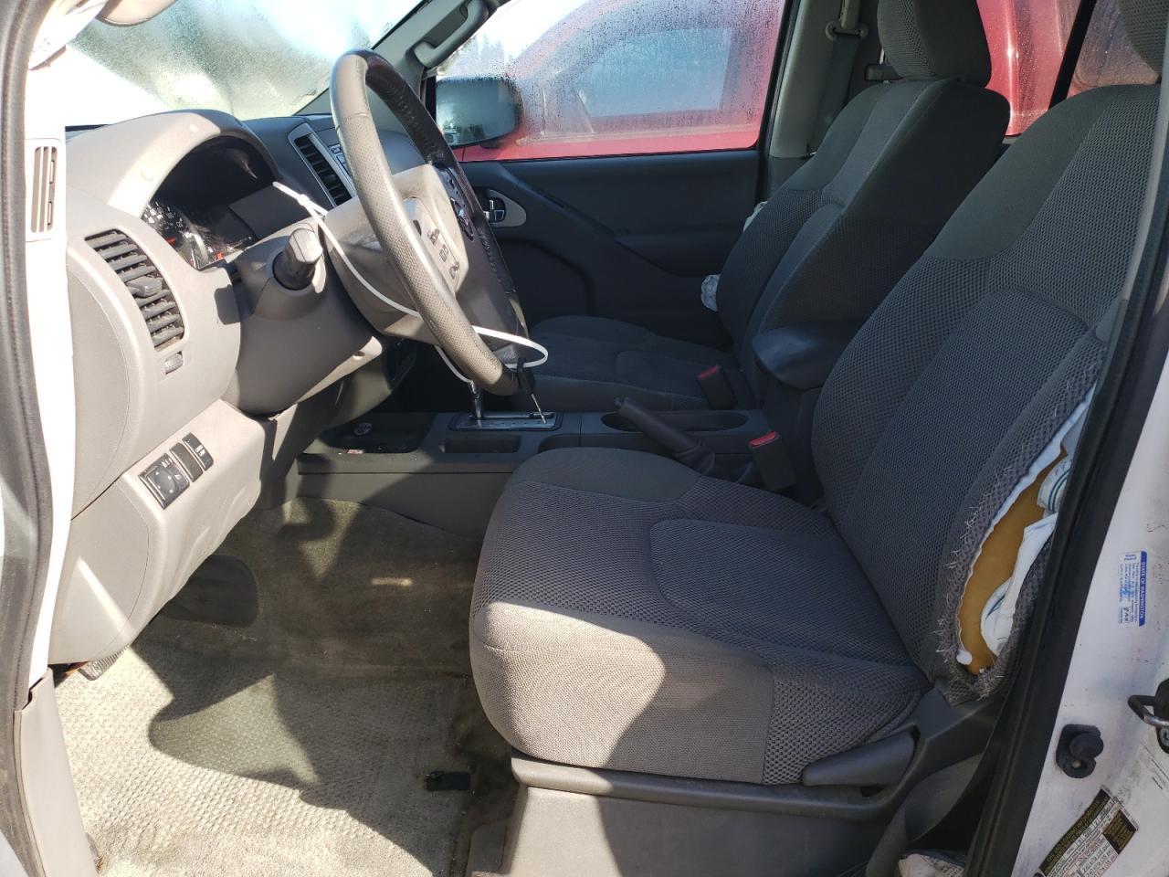 2016 NISSAN FRONTIER S - Фото 7