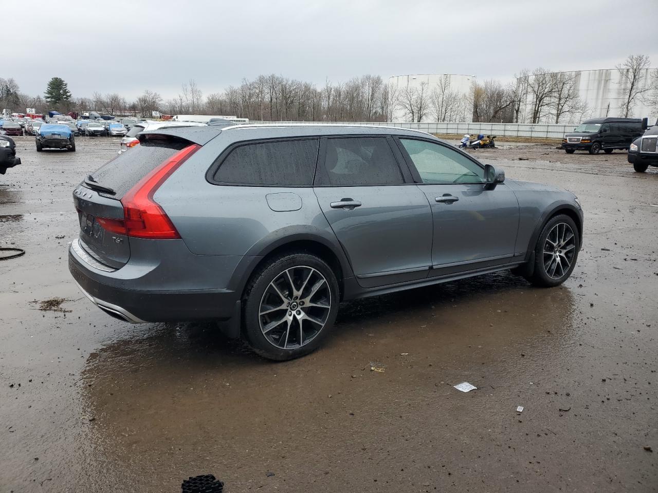 2020 VOLVO V90 CROSS - Фото 3