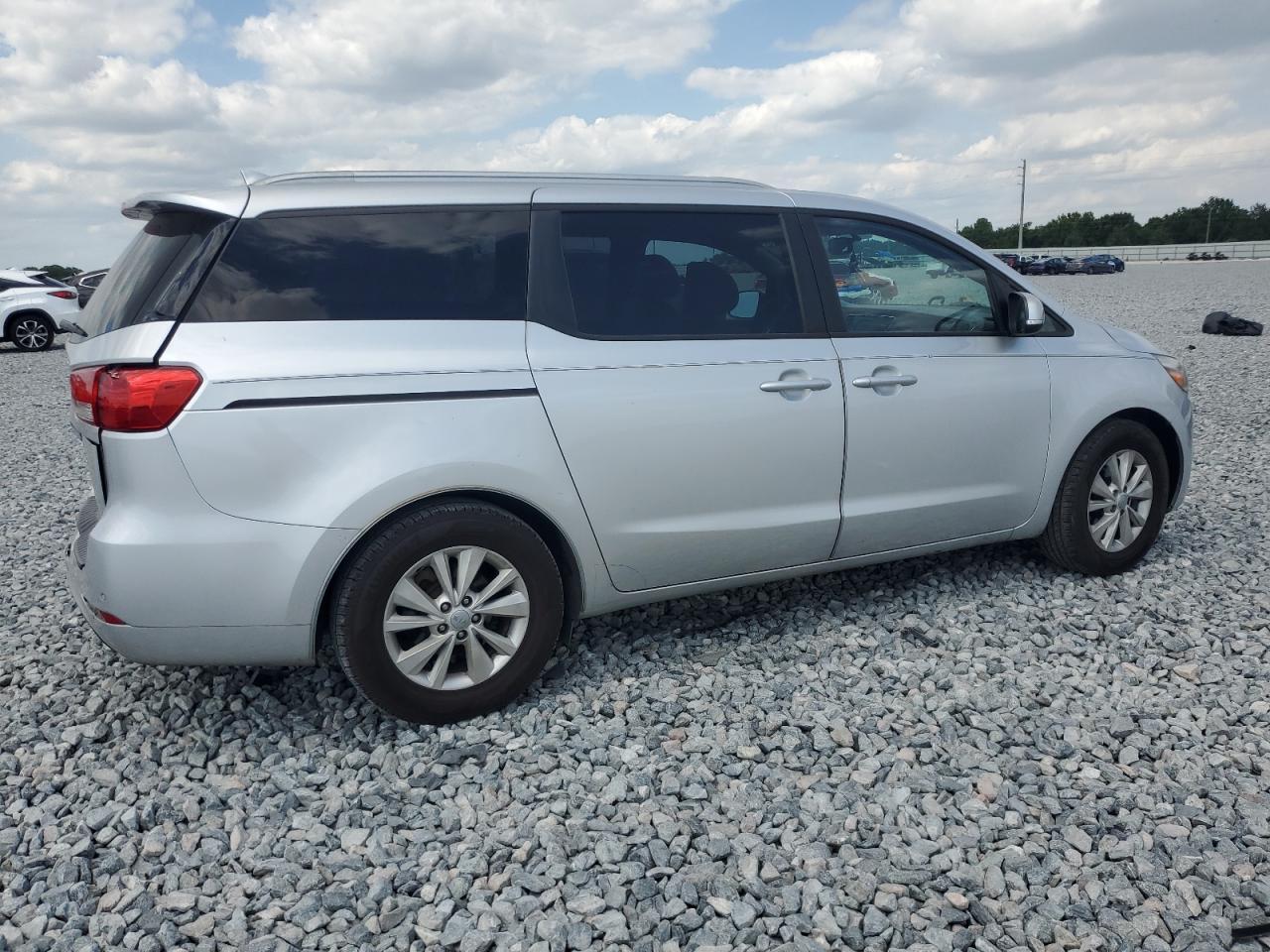 2016 KIA SEDONA LX - Image 3