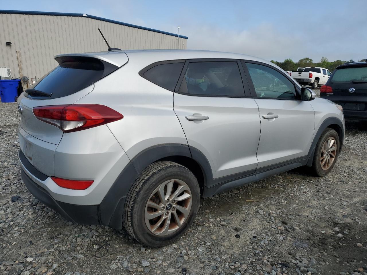 2016 HYUNDAI TUCSON SE - Фото 3