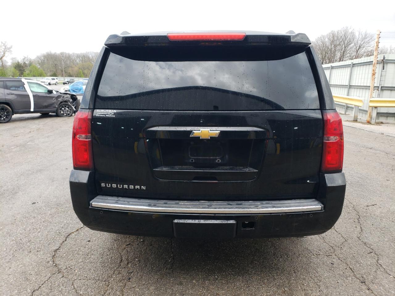 2015 CHEVROLET SUBURBAN C - Фото 6