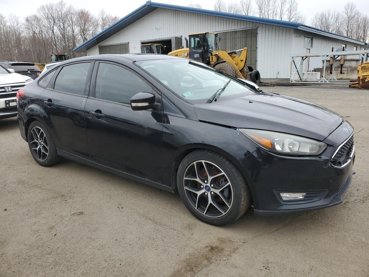 2017 FORD FOCUS SEL - Image 4
