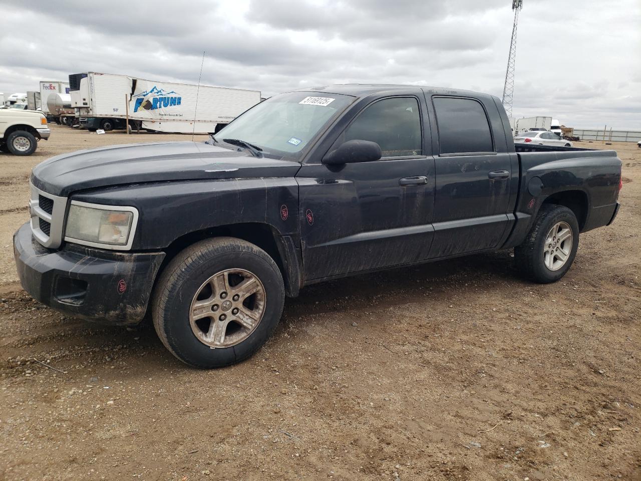 2010 DODGE DAKOTA SXT