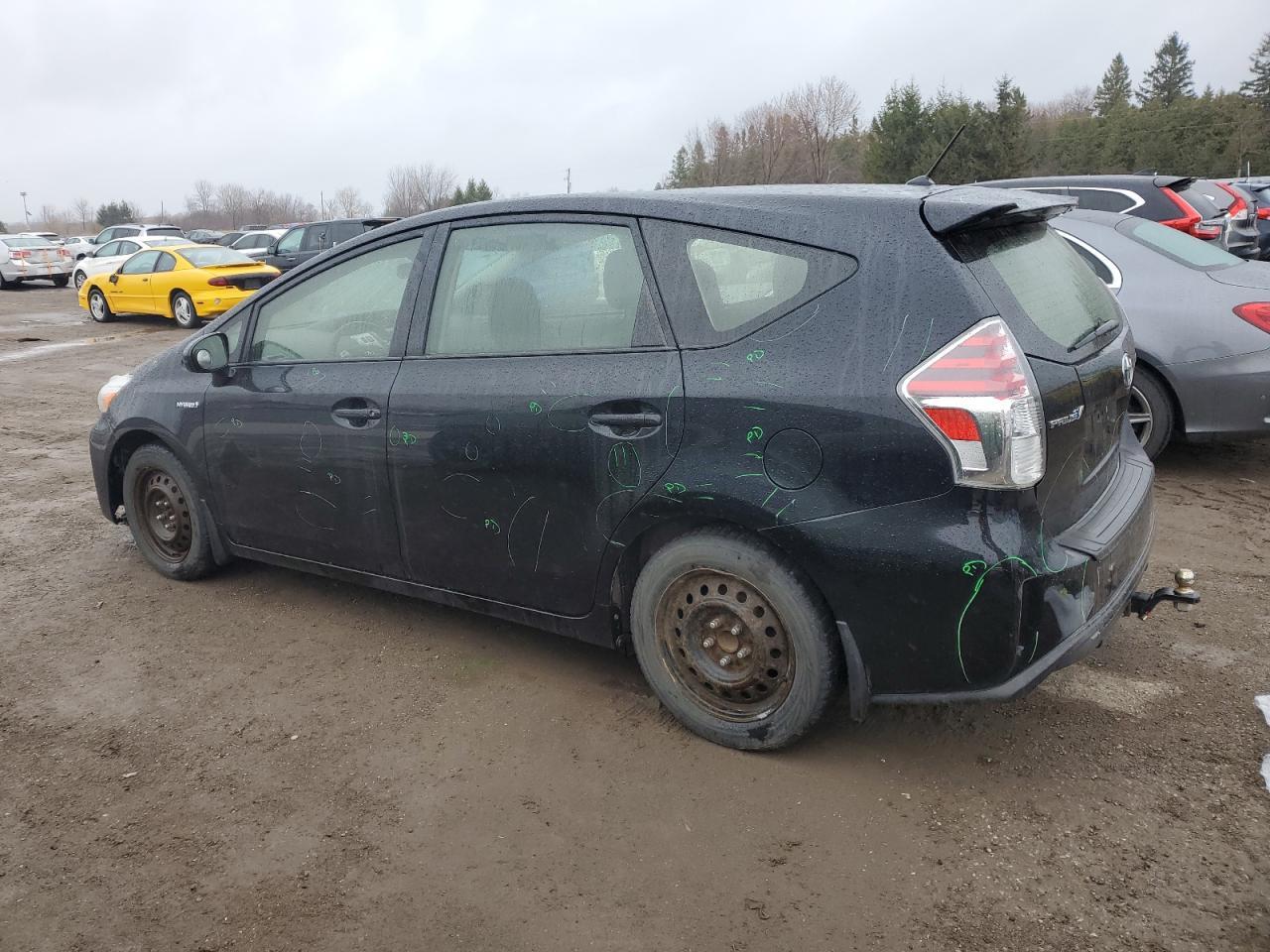 2017 TOYOTA PRIUS V - Image 2