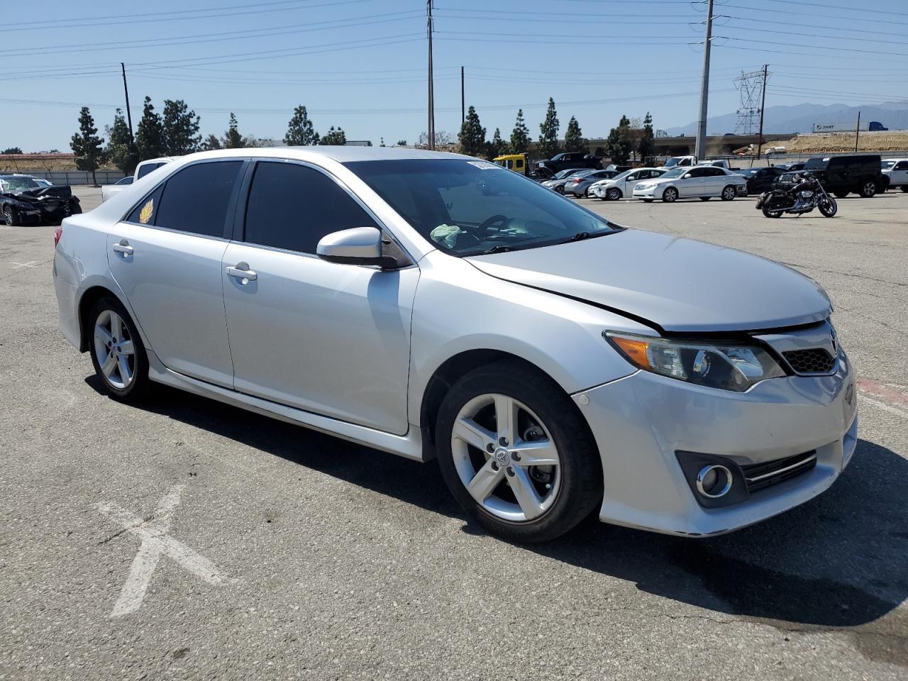 2012 TOYOTA CAMRY BASE - Фото 4