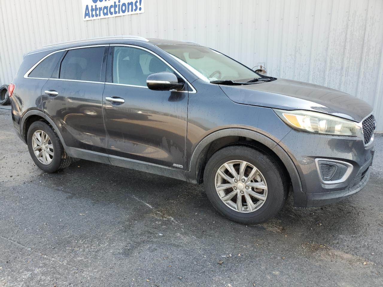 2016 KIA SORENTO LX - Image 4