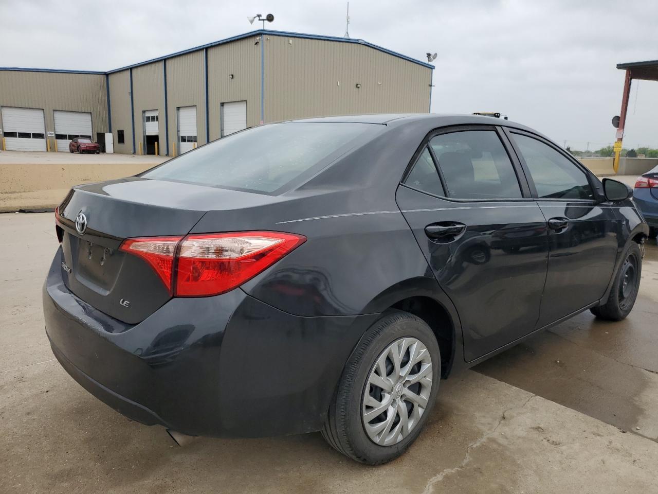 2019 TOYOTA COROLLA L - Фото 4