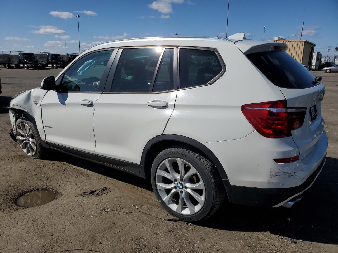 2016 BMW X3 XDRIVE2 - Фото 2