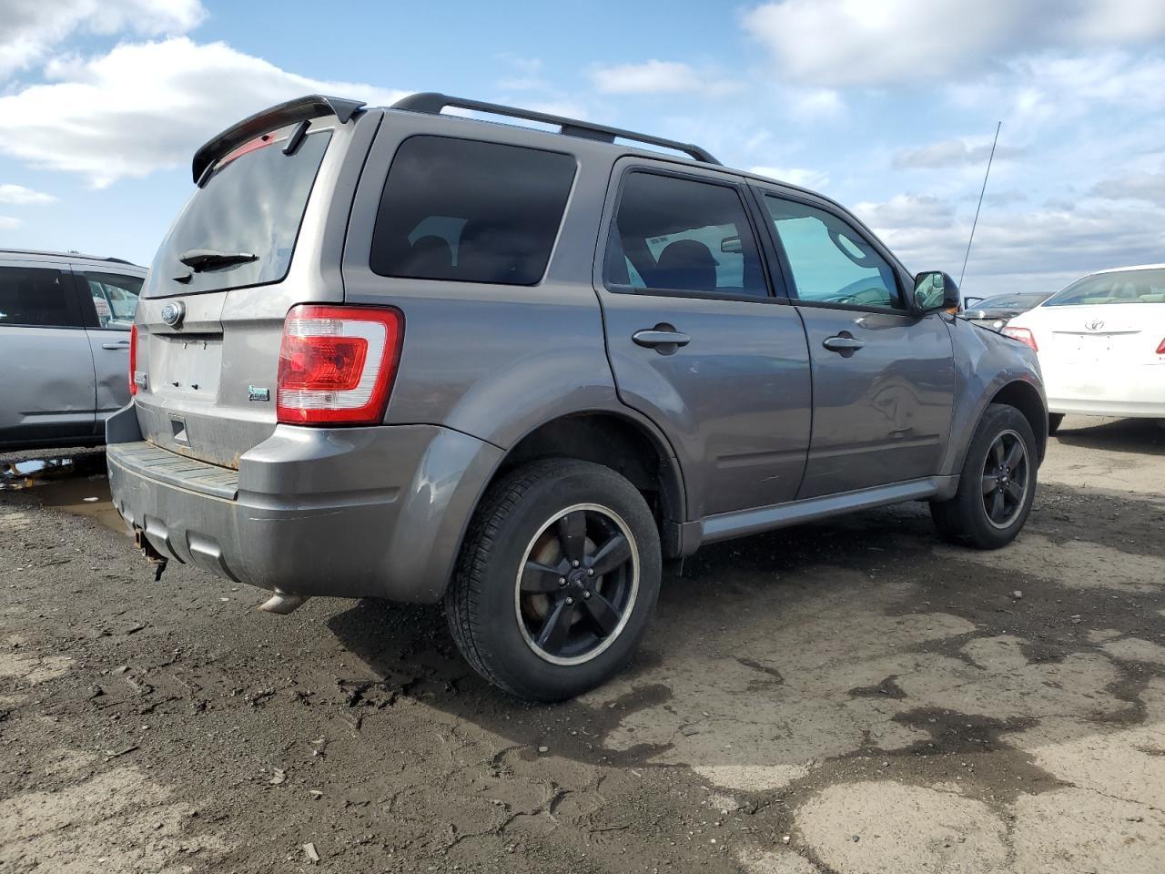 2012 FORD ESCAPE XLT - Фото 3
