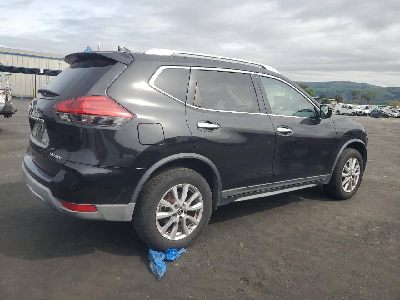 2017 NISSAN ROGUE S - Фото 3
