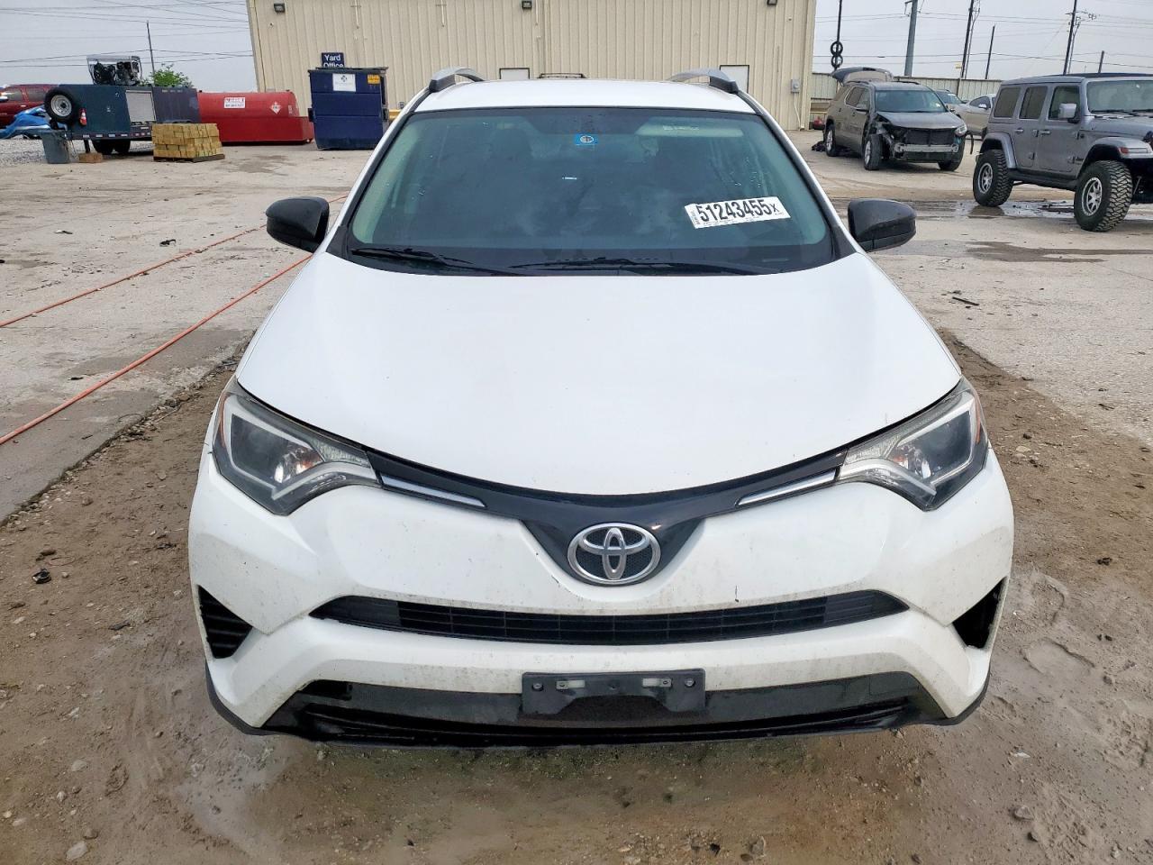 2016 TOYOTA RAV4 LE - Image 5