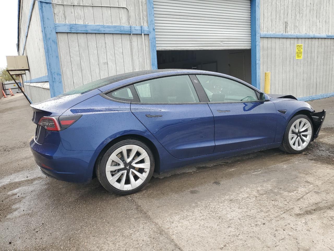 2023 TESLA MODEL 3 - Image 3