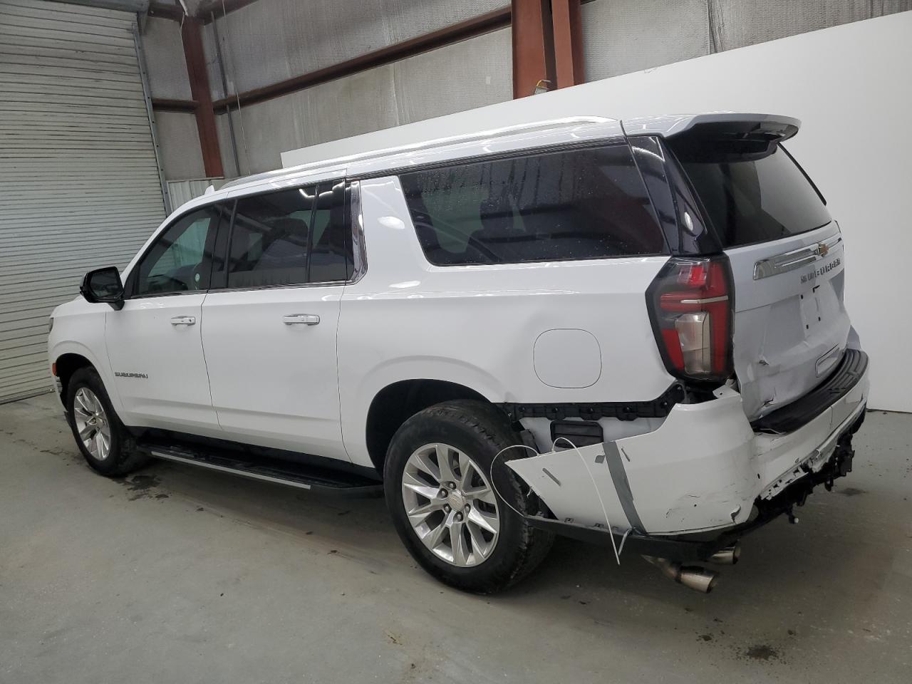 2023 CHEVROLET SUBURBAN C - Фото 2