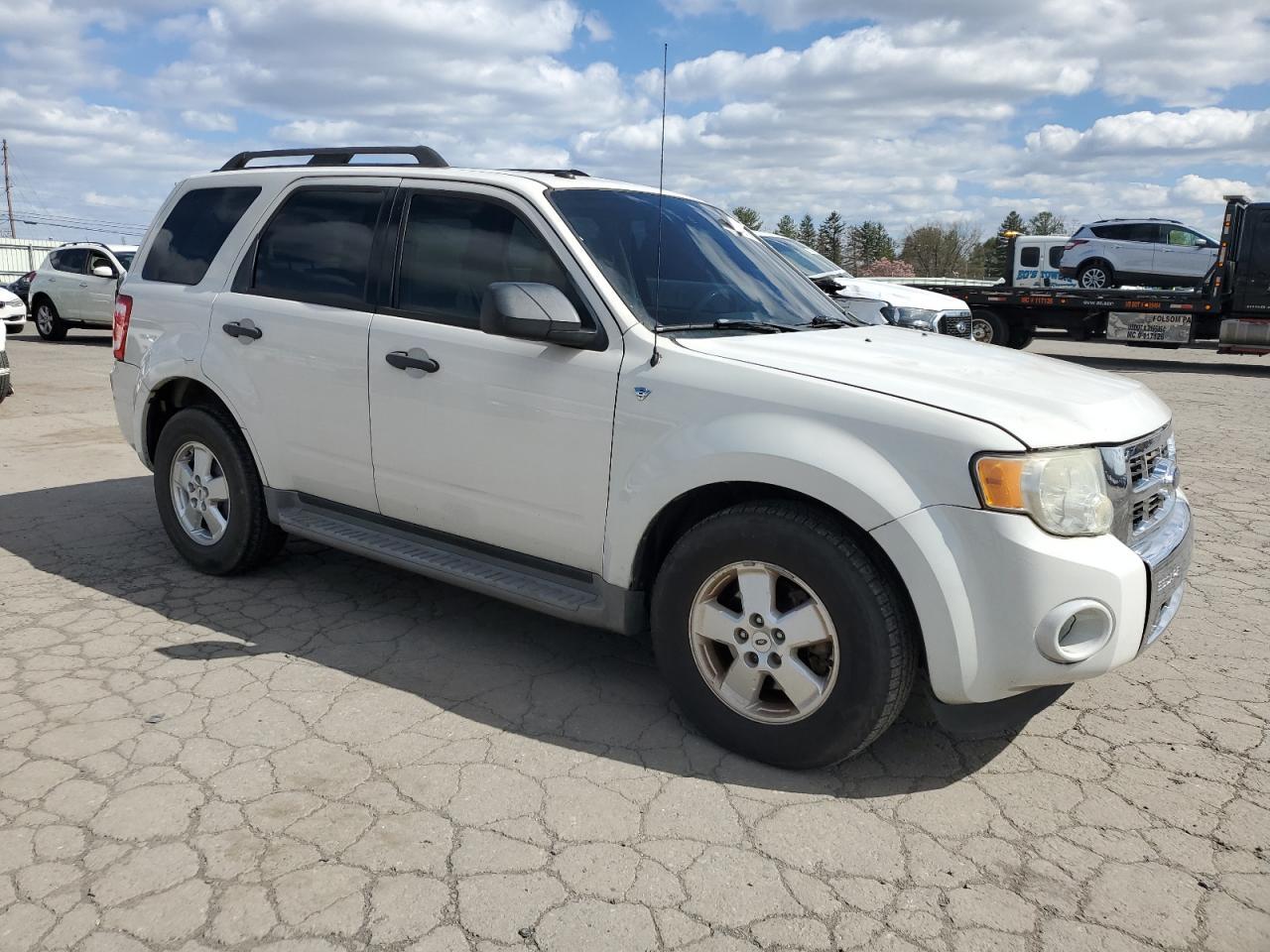 2010 FORD ESCAPE XLT - Фото 4