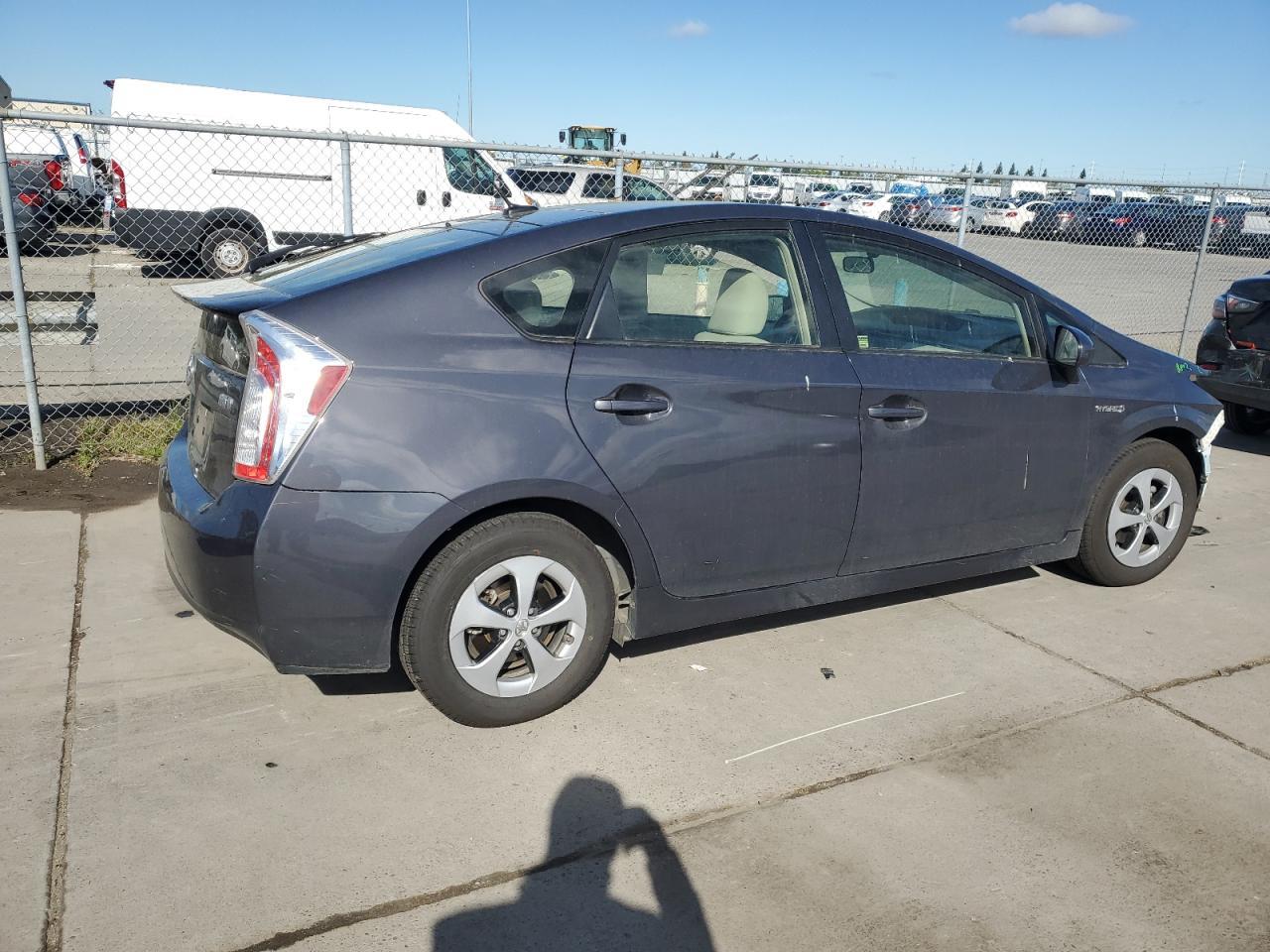 2013 TOYOTA PRIUS - Image 3