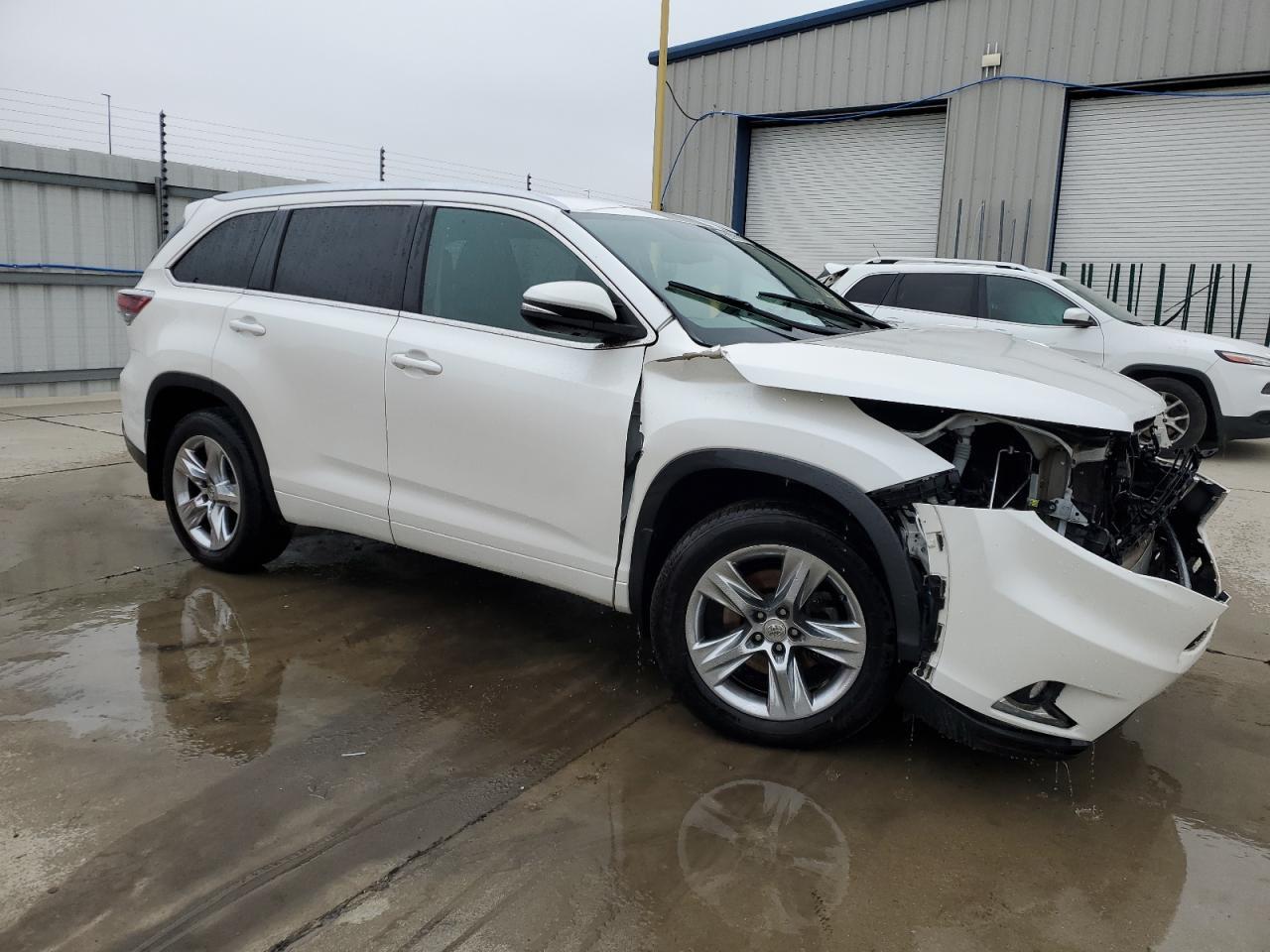 2015 TOYOTA HIGHLANDER - Фото 4