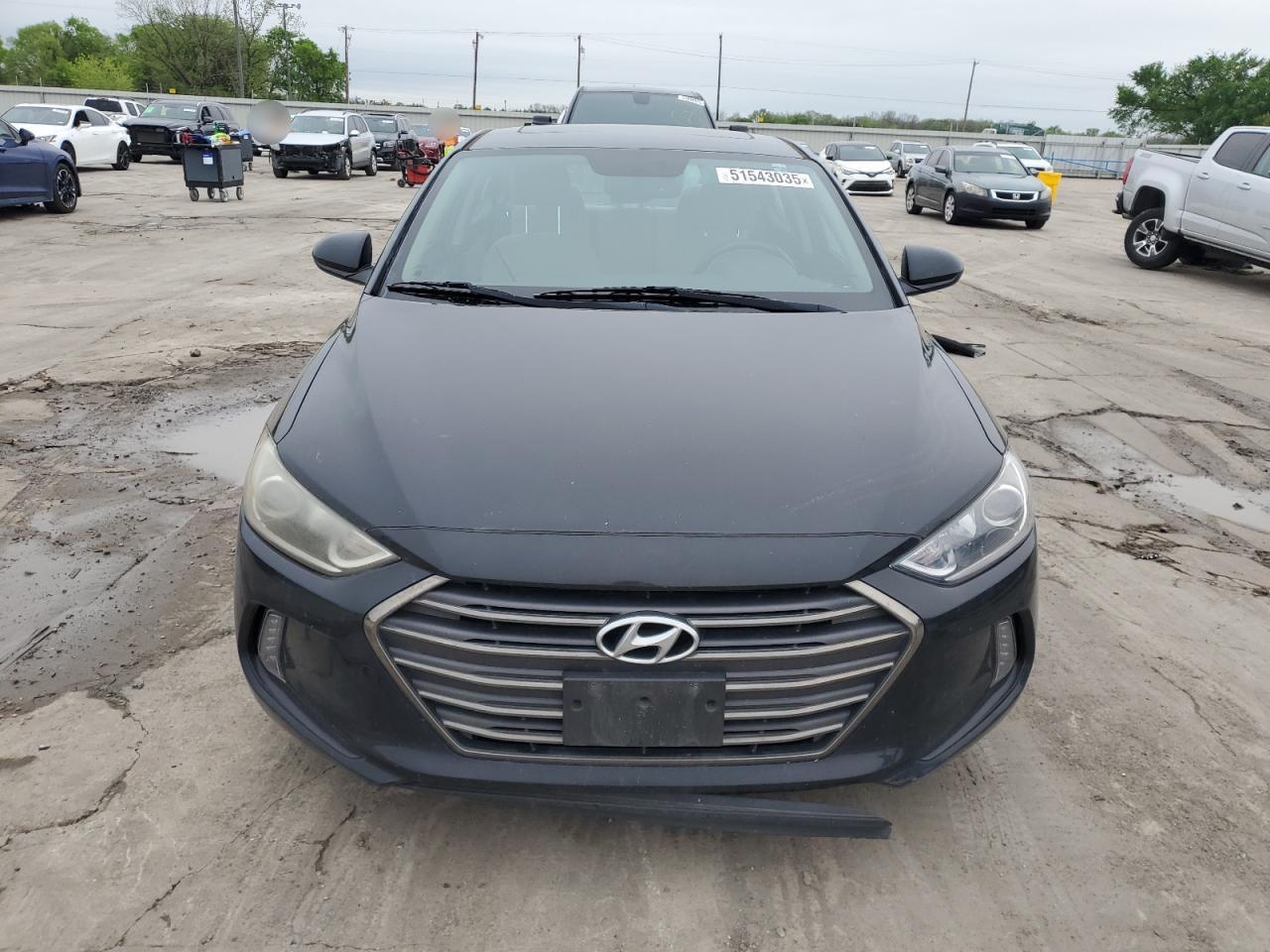 2018 HYUNDAI ELANTRA SE - Фото 5