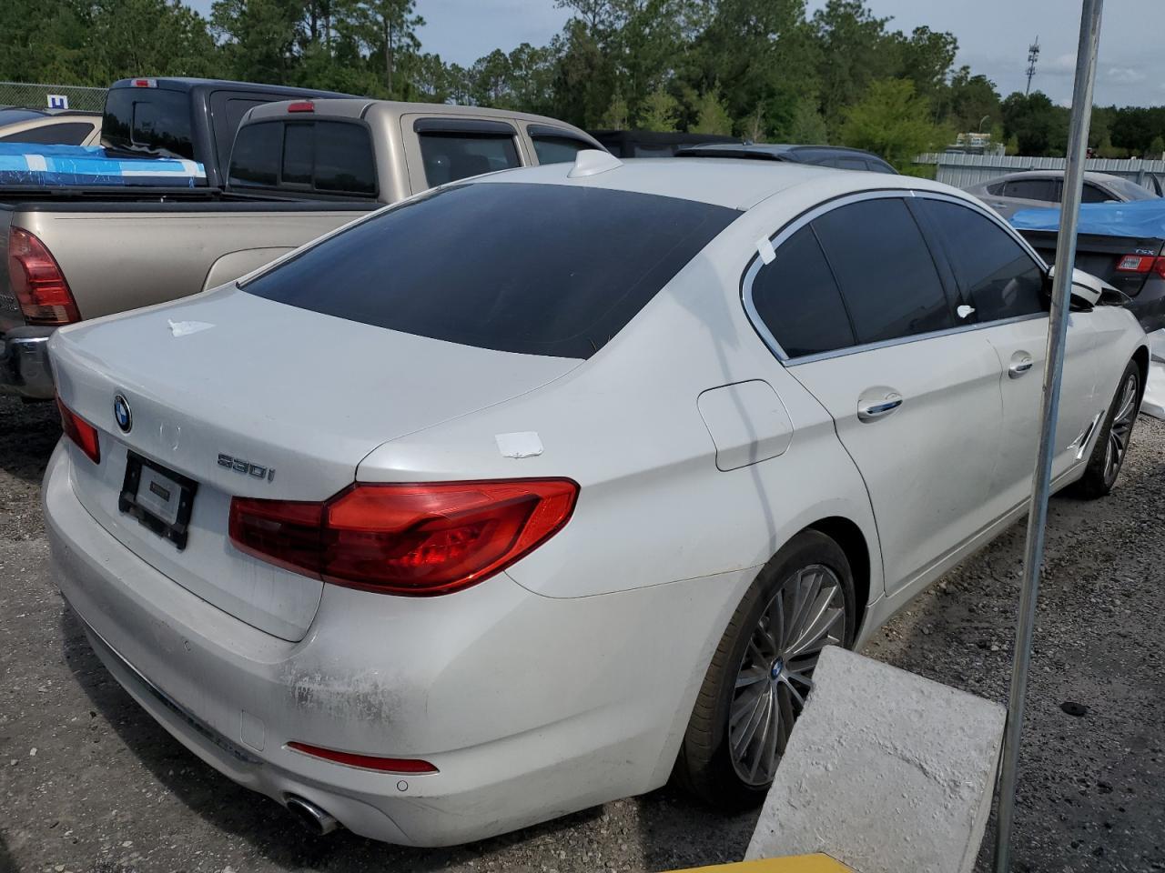 2018 BMW 530 I - Фото 3