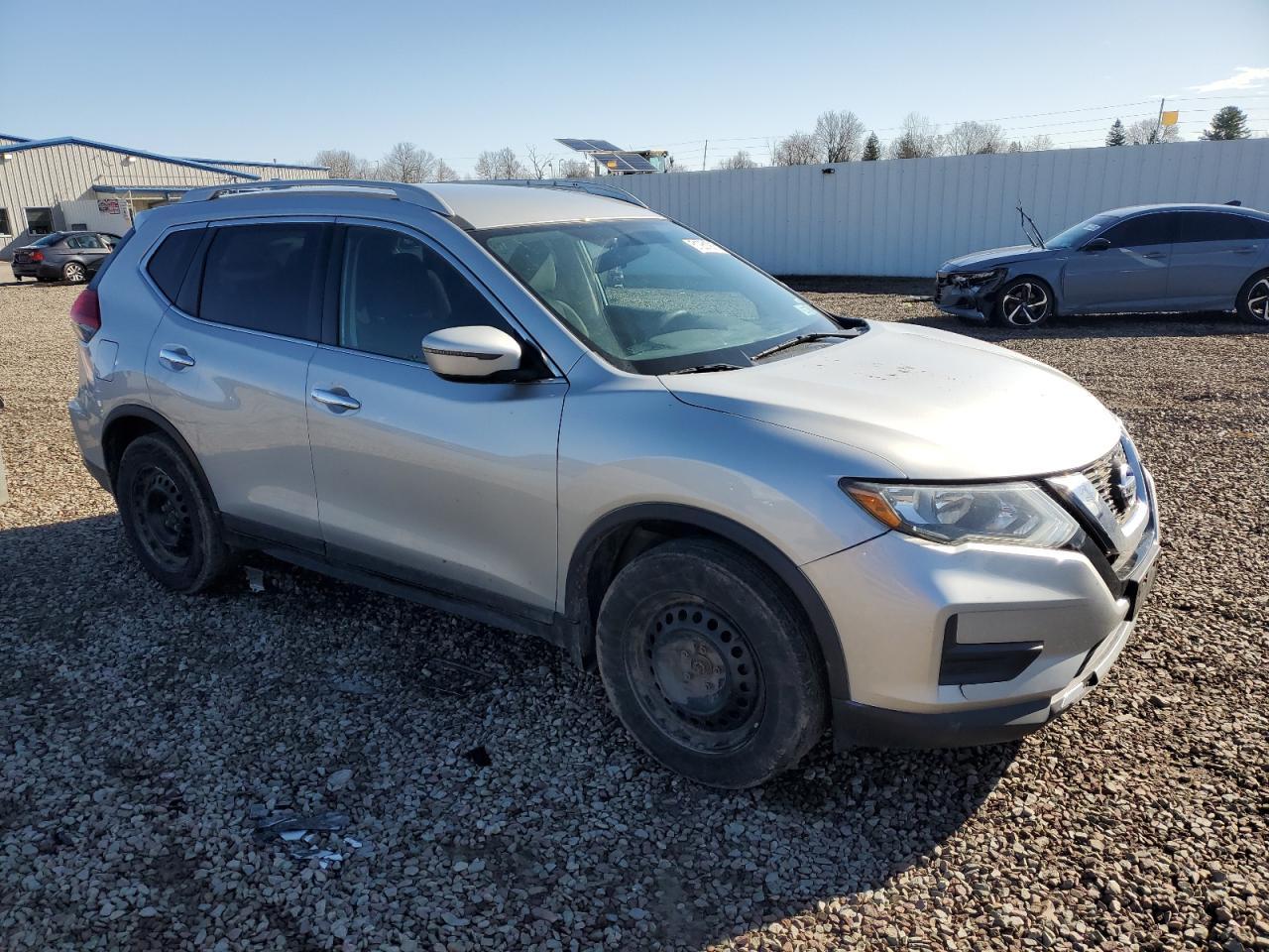 2017 NISSAN ROGUE S - Image 4