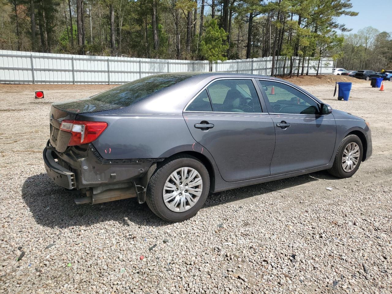 2014 TOYOTA CAMRY L - Image 3