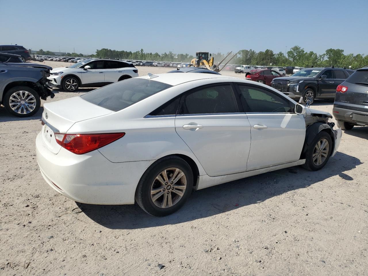 2011 HYUNDAI SONATA GLS - Image 3