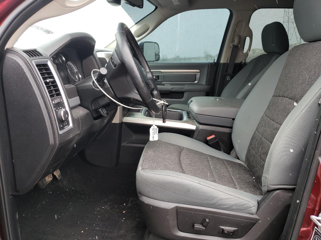 2017 RAM 1500 SLT - Image 7