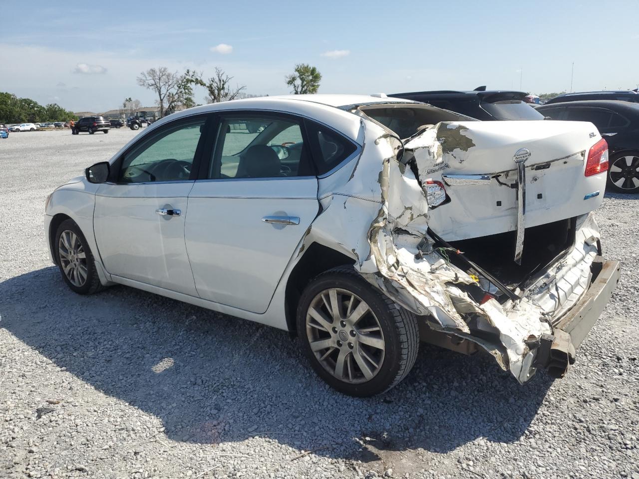 2013 NISSAN SENTRA S - Фото 2