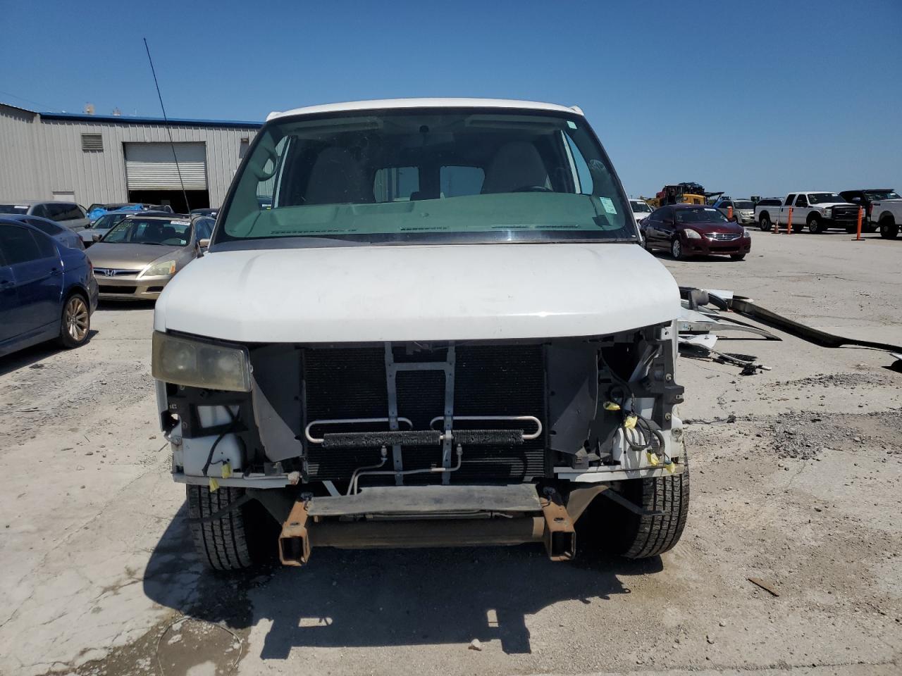 2013 CHEVROLET EXPRESS G3 - Фото 5