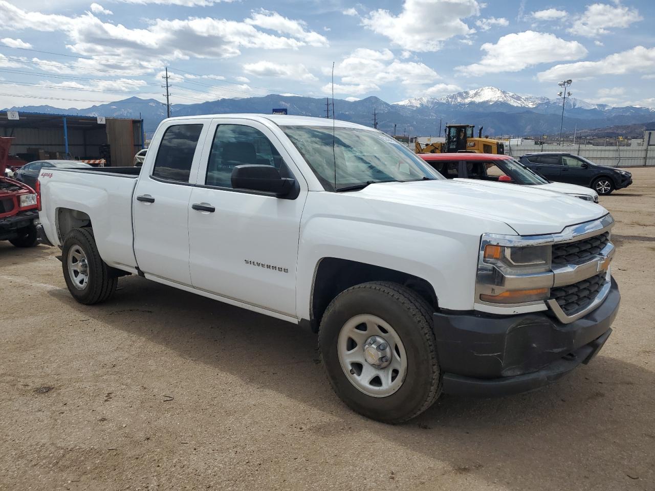 2019 CHEVROLET SILVERADO - Фото 4
