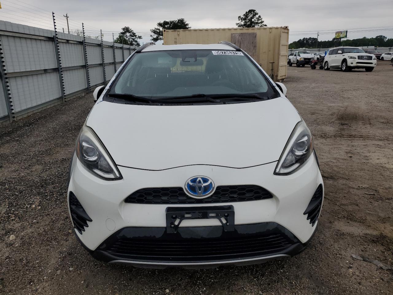 2018 TOYOTA PRIUS C - Image 5