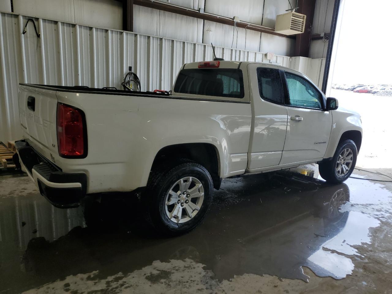 2022 CHEVROLET COLORADO L - Image 3