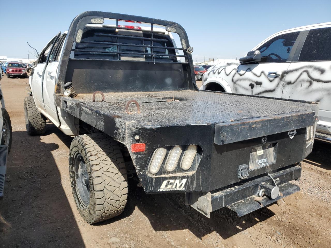 2017 RAM 2500 SLT - Image 2