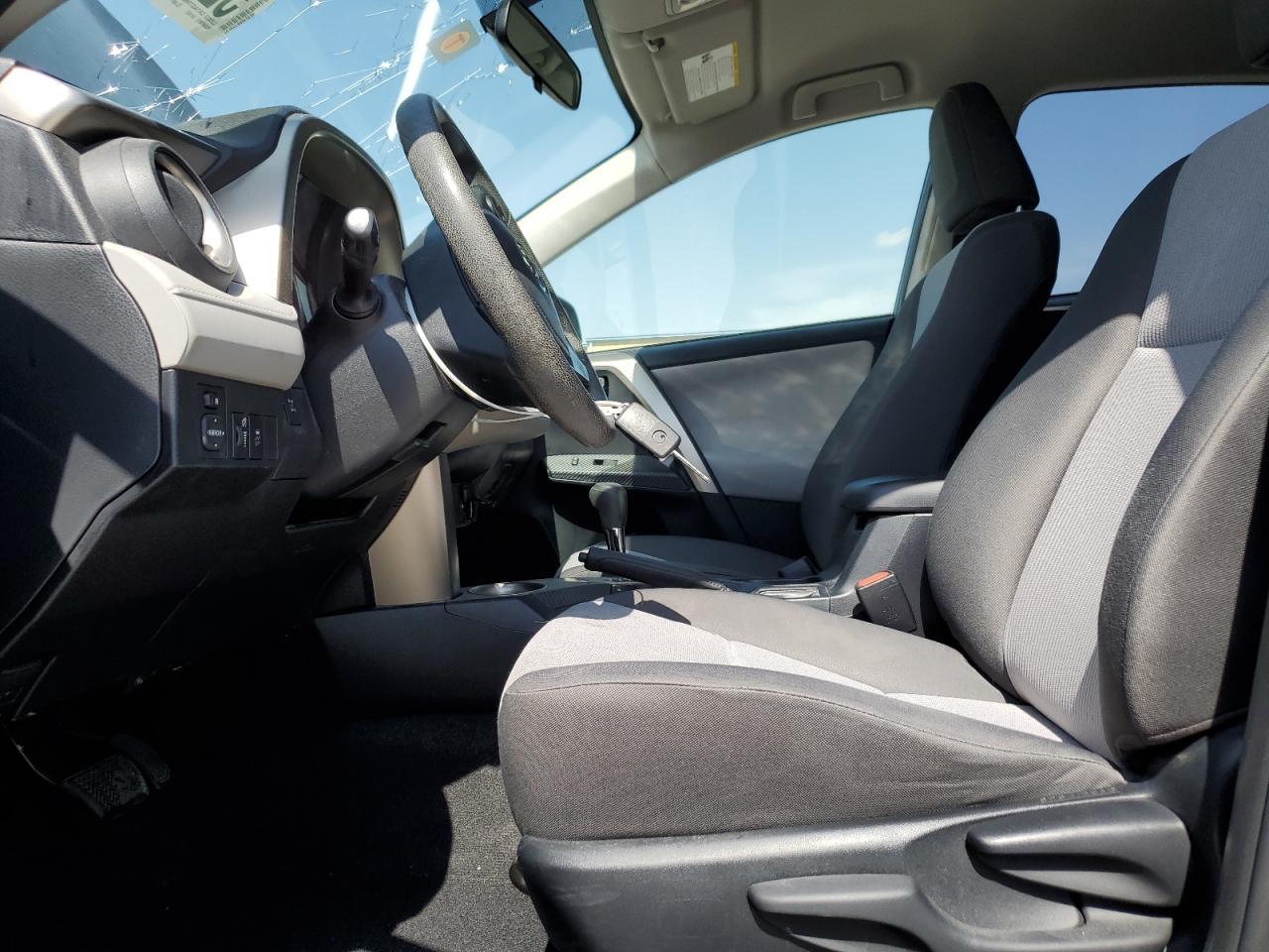 2015 TOYOTA RAV4 LE - Image 7