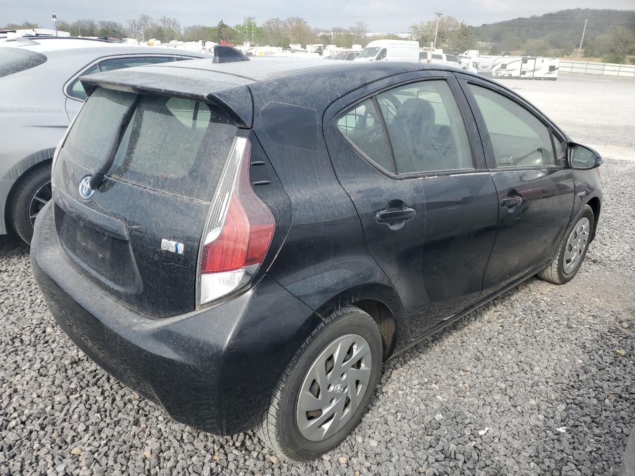 2016 TOYOTA PRIUS C - Фото 3
