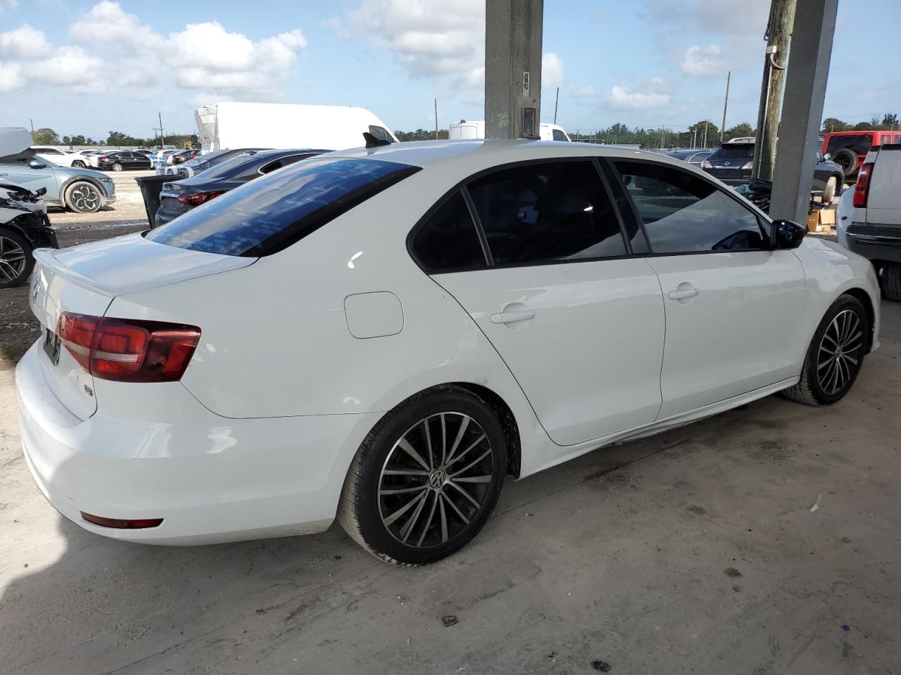 2016 VOLKSWAGEN JETTA SPOR - Фото 3