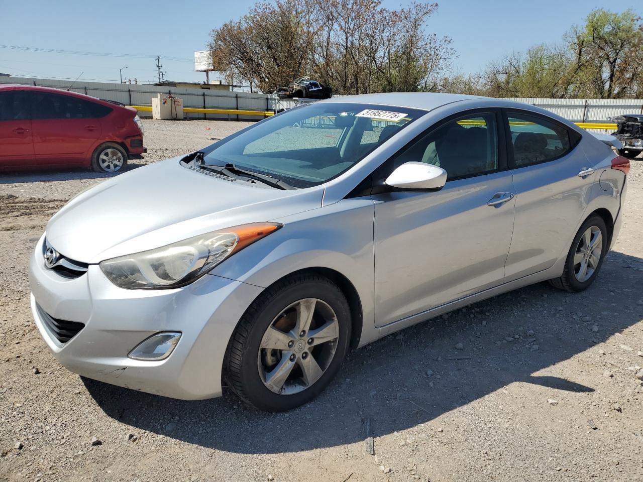 2013 HYUNDAI ELANTRA GL