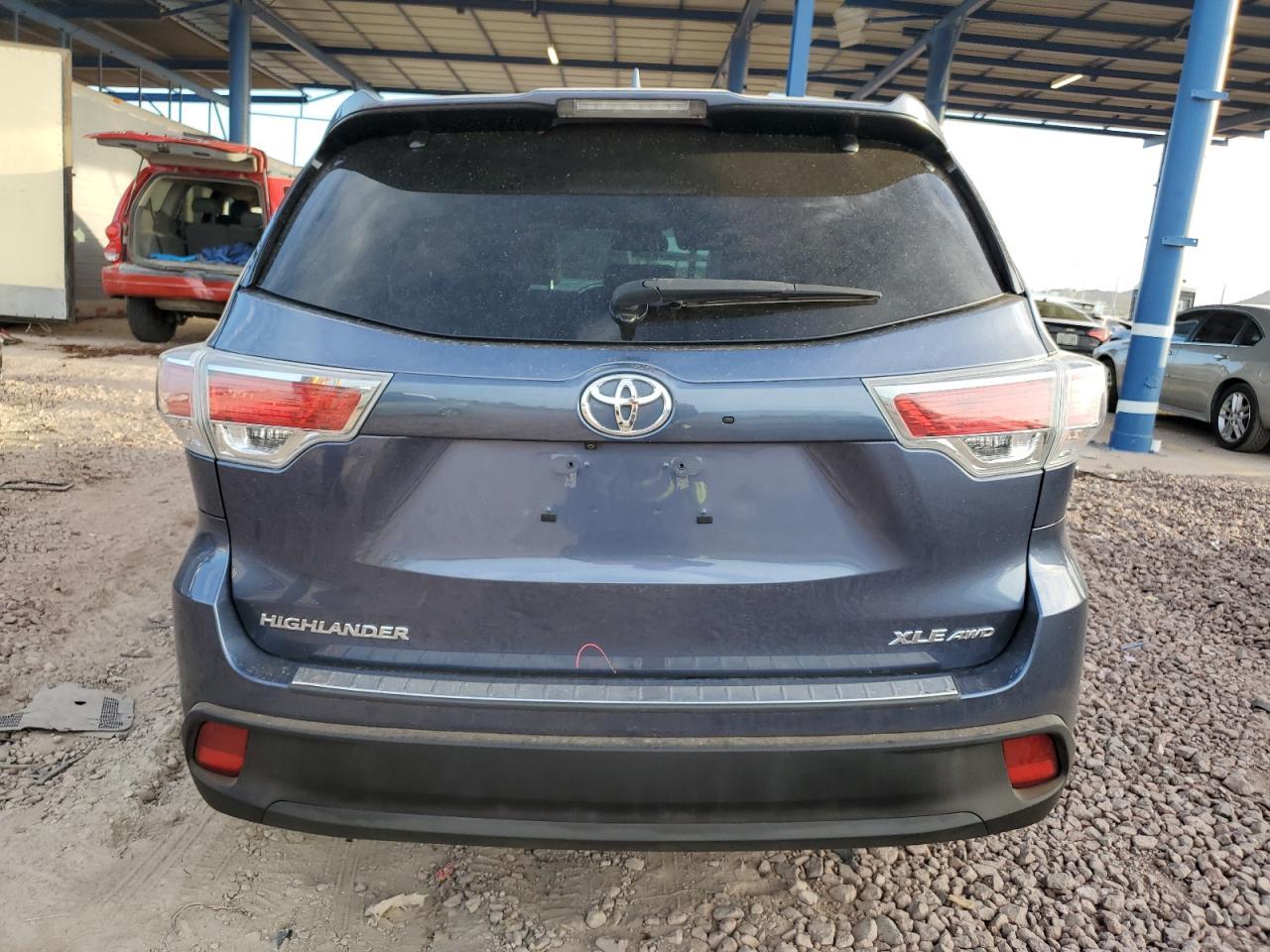 2015 TOYOTA HIGHLANDER - Фото 6