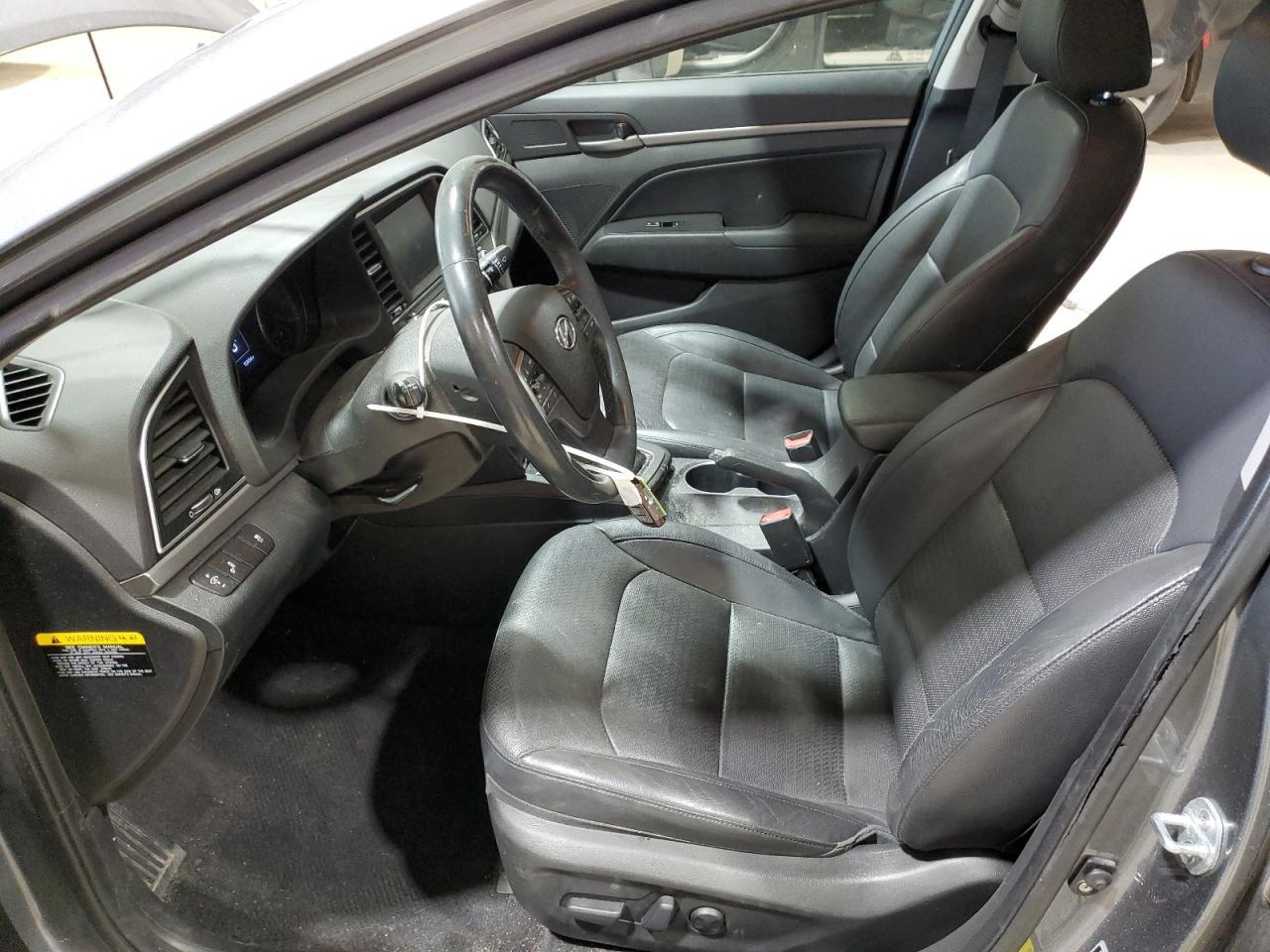 2017 HYUNDAI ELANTRA SE - Фото 7