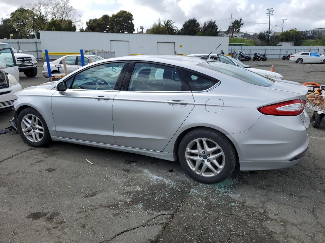 2013 FORD FUSION SE - Фото 2