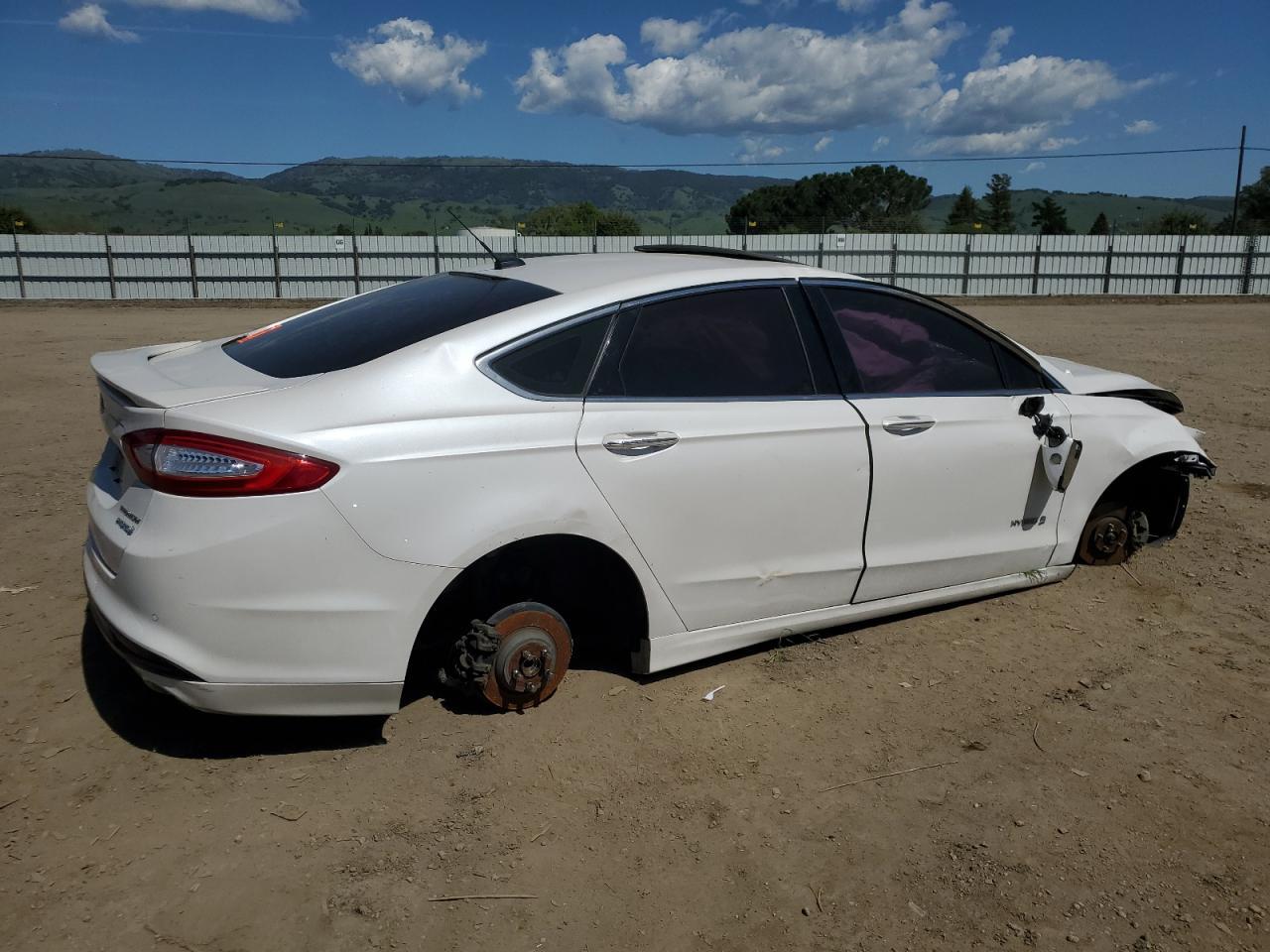 2015 FORD FUSION TIT - Фото 3