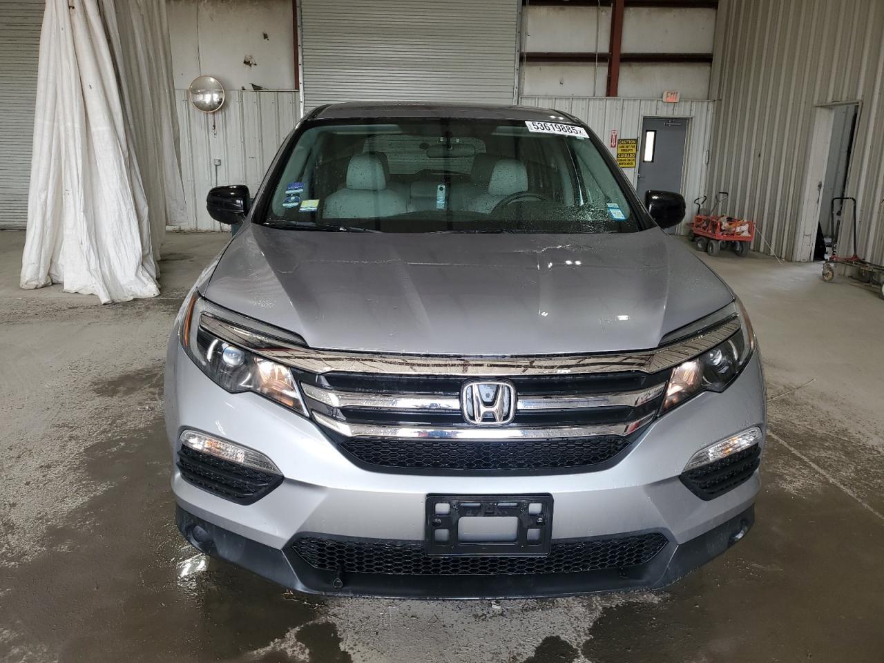 2017 HONDA PILOT LX - Image 5